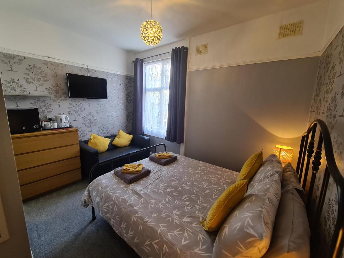 Brampton Guest House - Laterooms