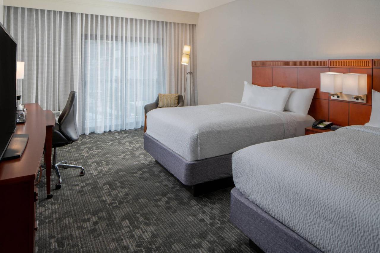 Courtyard by Marriott Nashville Airport - 5
