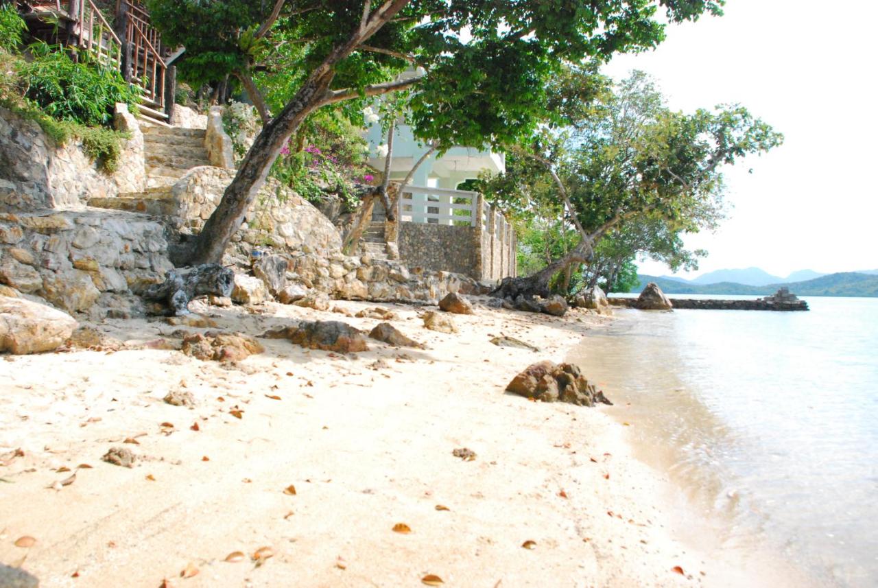 Beach: La Estancia Busuanga