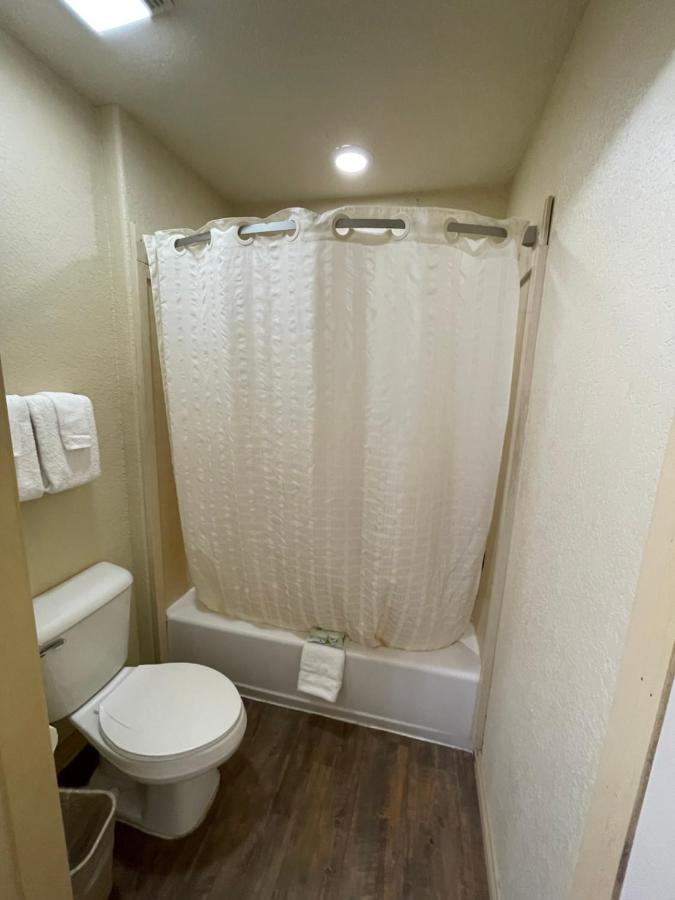 Kenedy Country Inn — photo 13