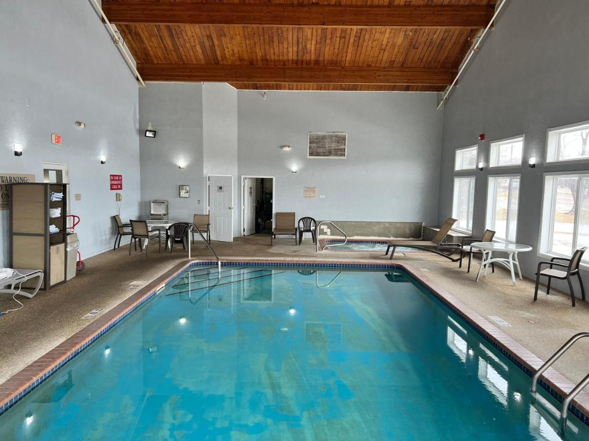 GrandStay Hotel and Suite Waseca — photo 8