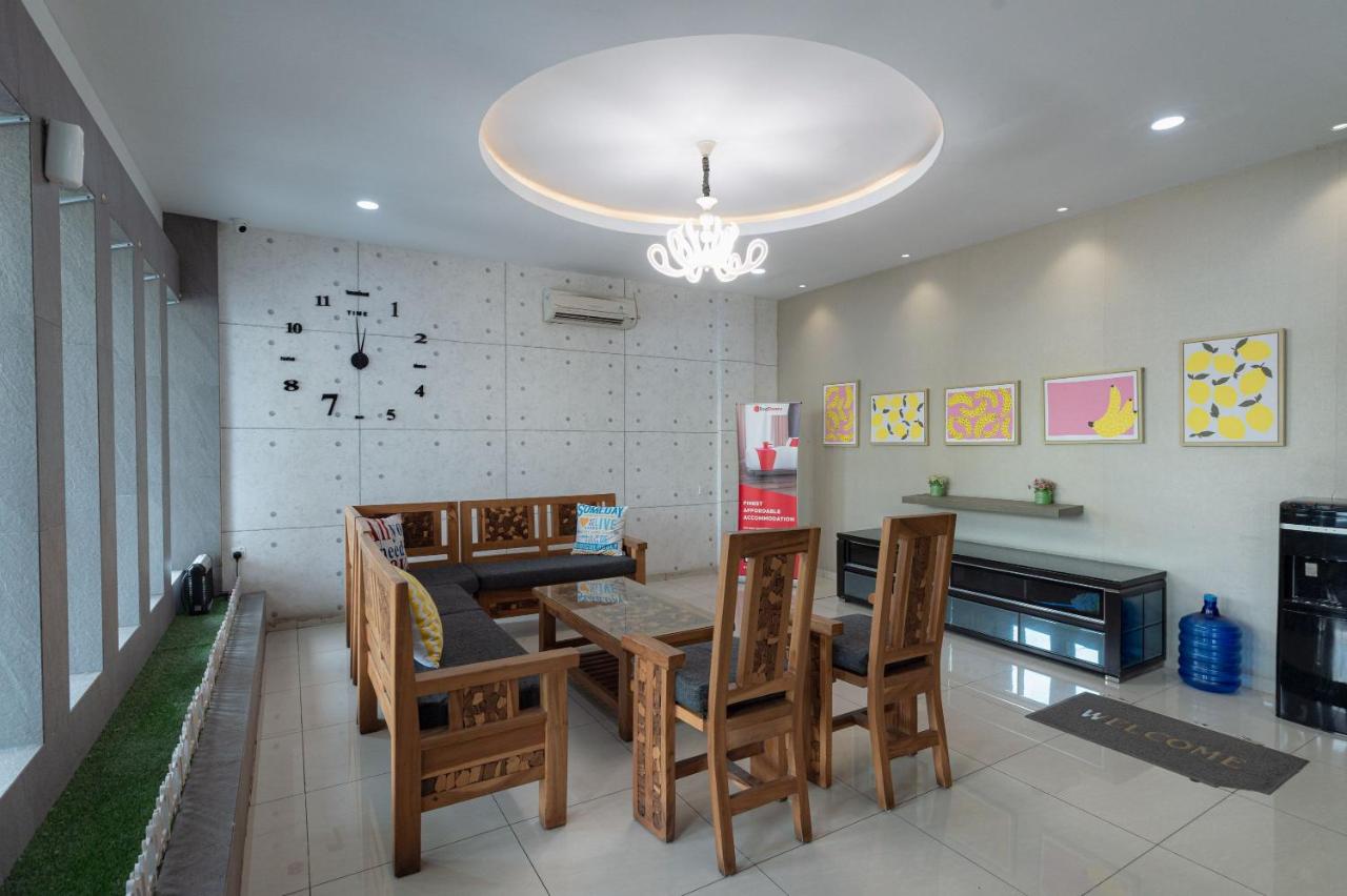 RedDoorz at Nagoya Indah Batam - 5