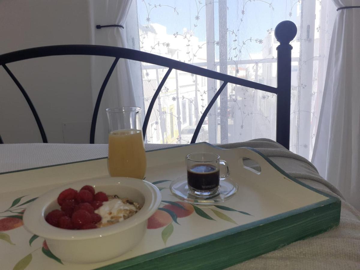 Casa Rosa Rooftop Terrace BBQ Walk to Marina - 5