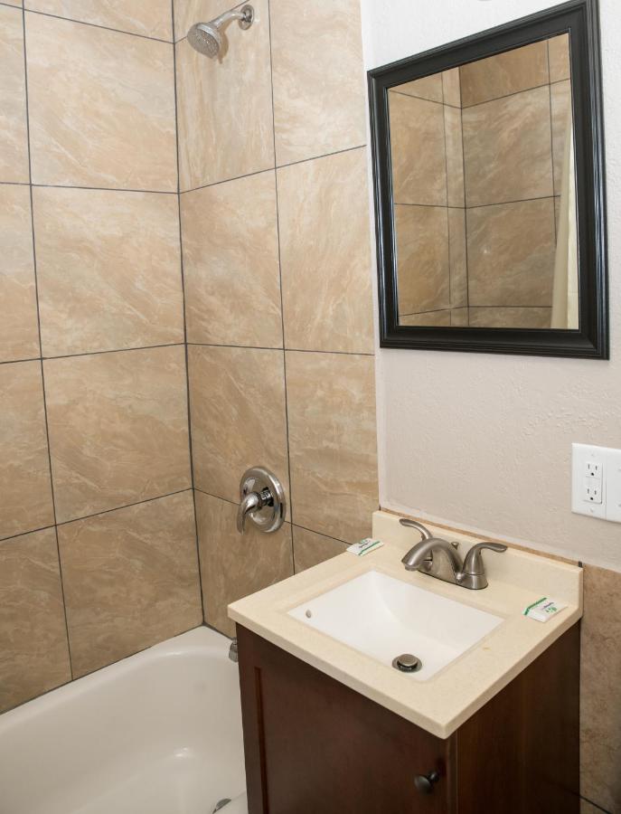 Regency Inn — photo 4