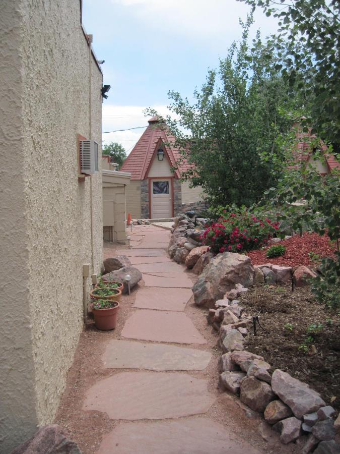 Apache Court Motel — photo 17