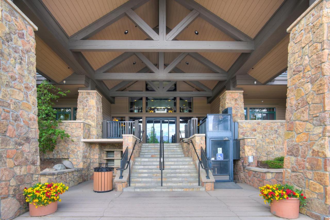 Фото Crystal Peak Lodge By Vail Resorts