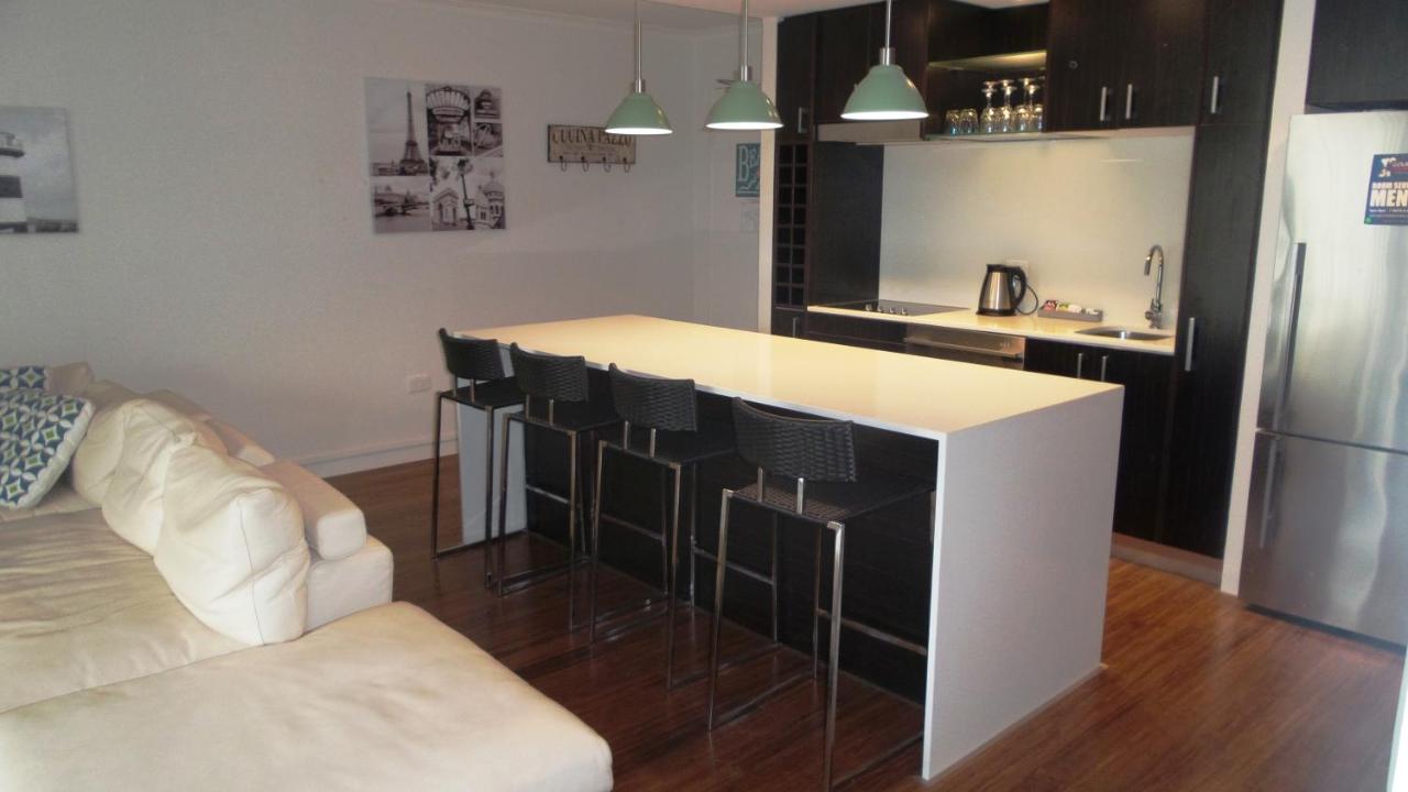 Surfers Beachside Holiday Apartments photo