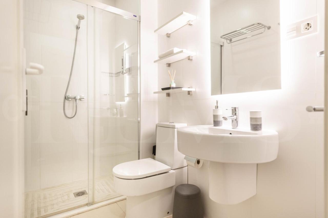 The Ceramics Suite Picasso-Inspired REMS - 4