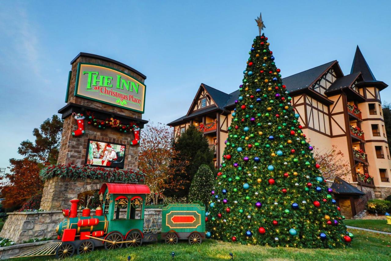 The Inn at Christmas Place — photo 21