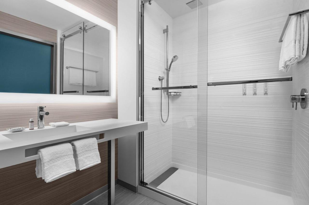 AC Hotel By Marriott Miami Brickell - 3