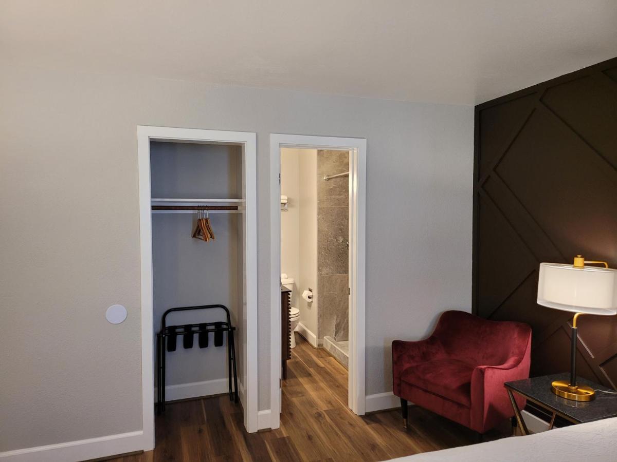 Bridge Street Inn — photo 11