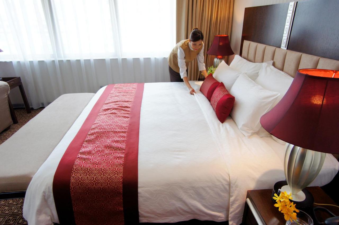 Dong Fang Hotel Guangzhou photo