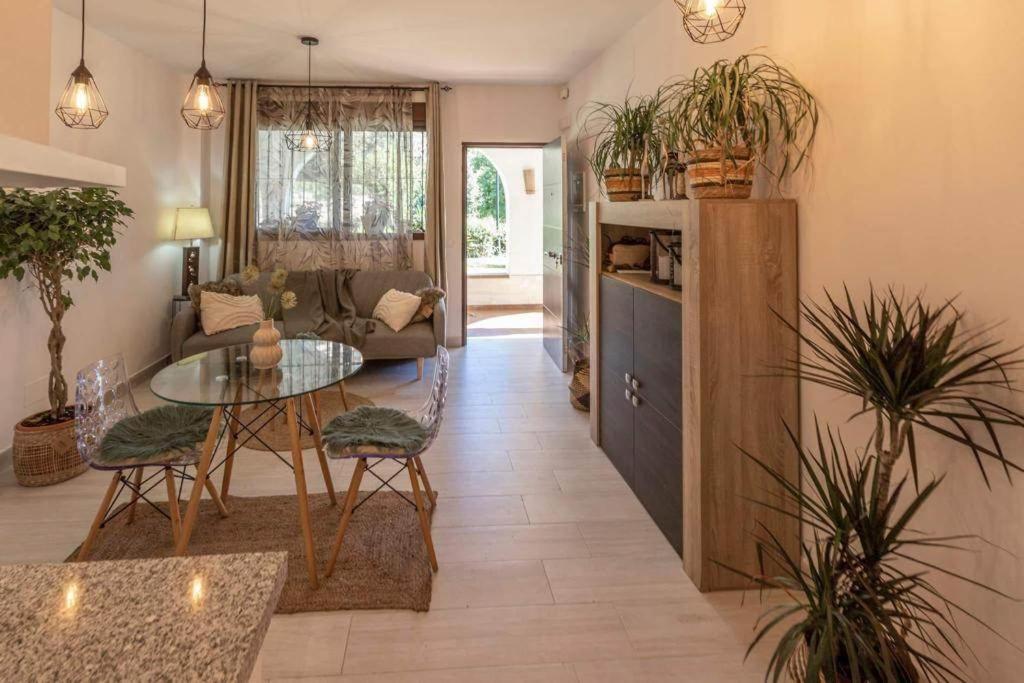 Beautiful and elegant one bedroom apartment - 4