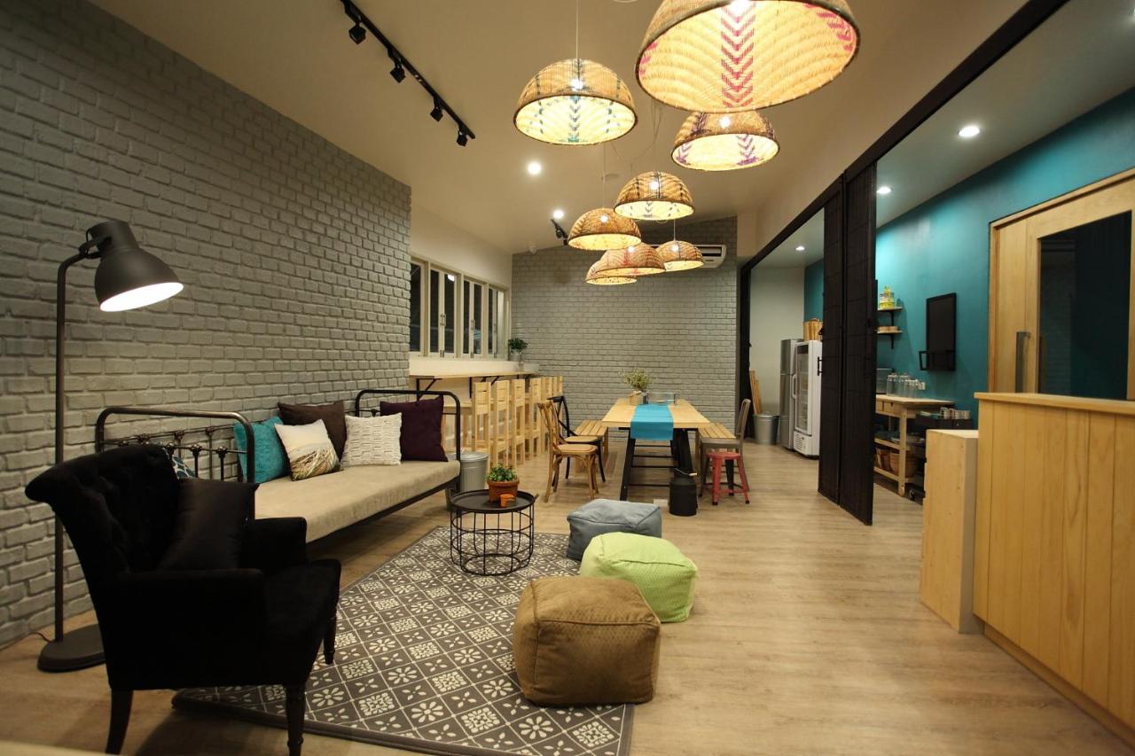 Image: Lupta Hostel Patong Hideaway