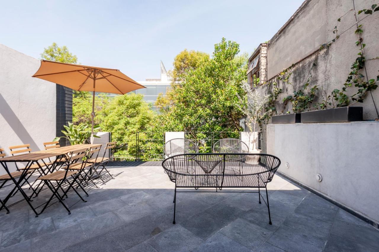 Schiller 122 by Wynwood House