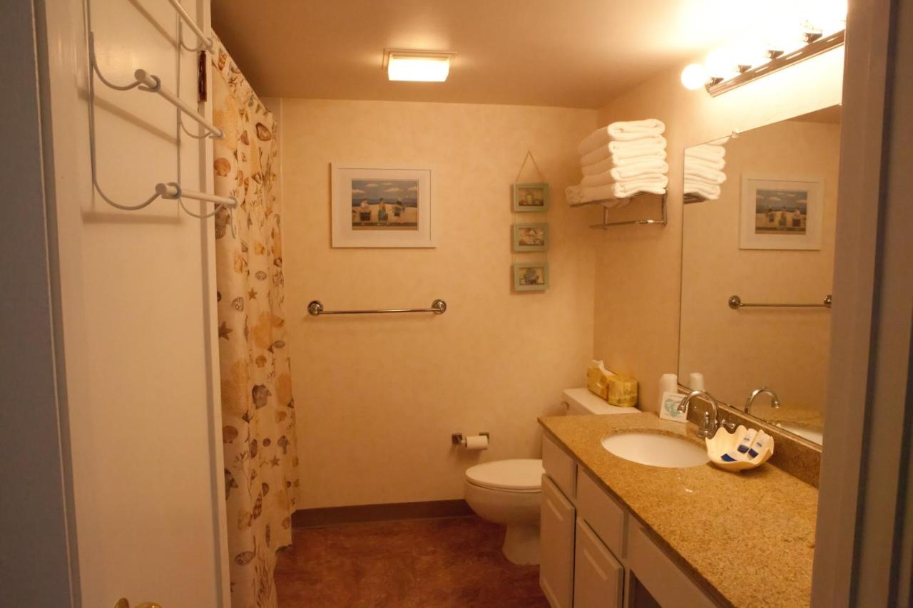 Watson's Regency Suites — photo 20