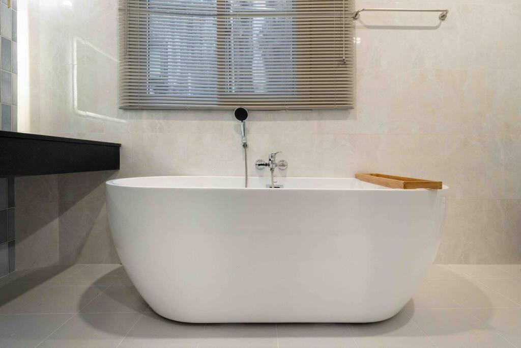 Private 4BR Model Home center Patong - 3