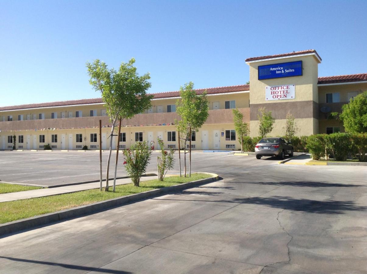 America Inn & Suites — photo 7
