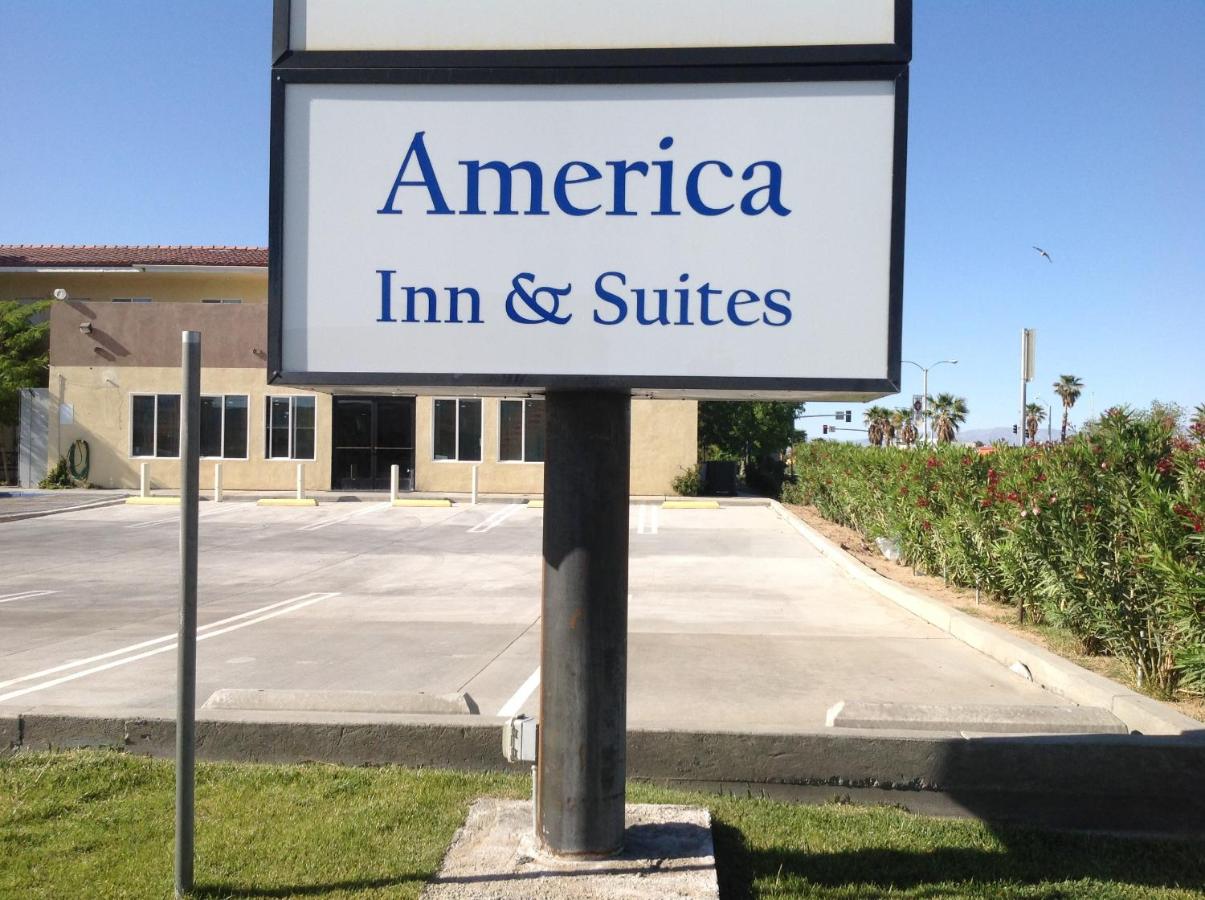 America Inn & Suites — photo 12
