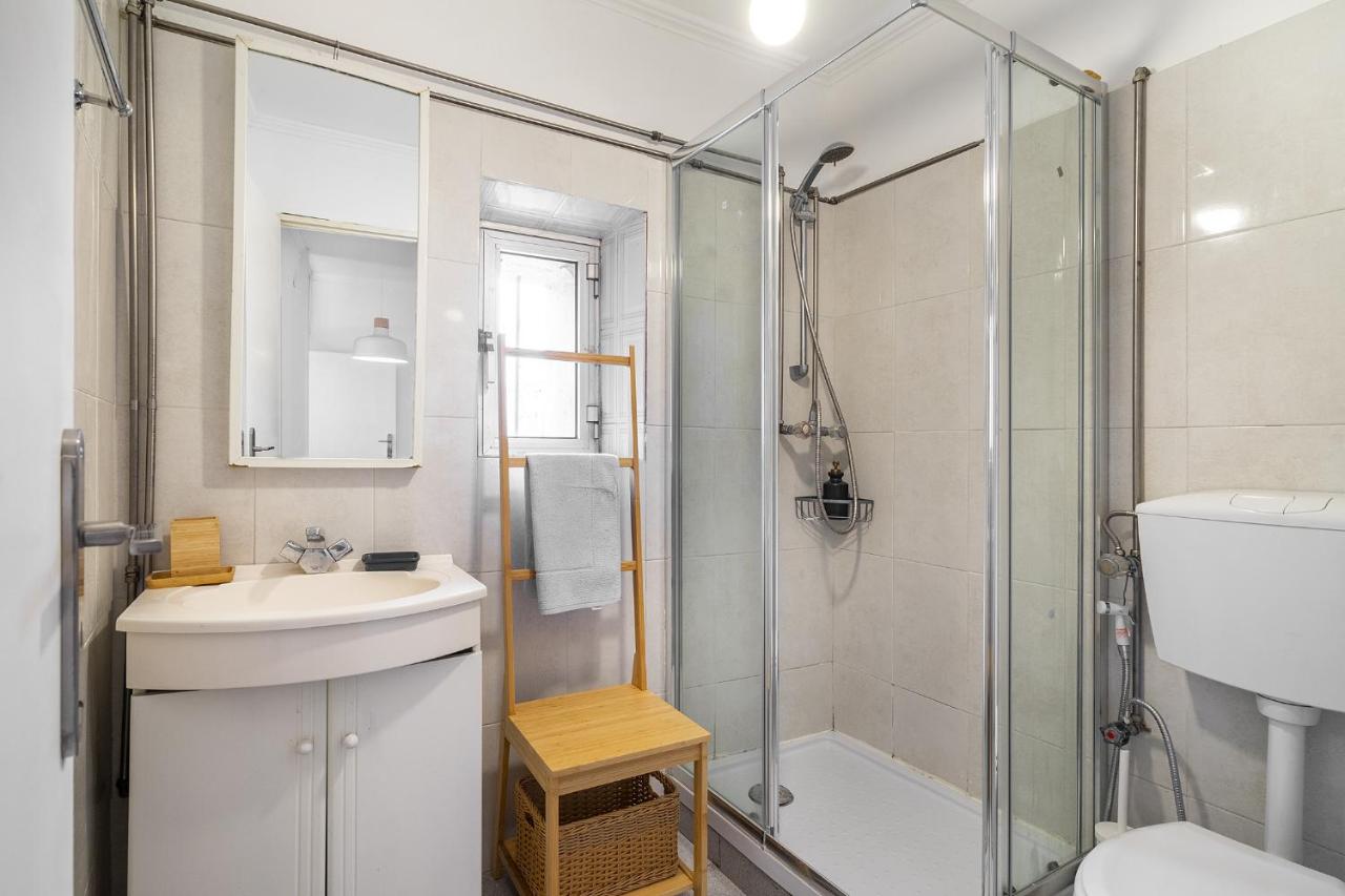 WHome Central Oasis Prime Location w/ Great View - 5