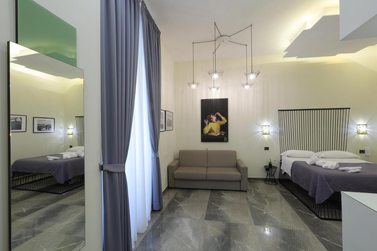 Il Salotto della Regina - 2