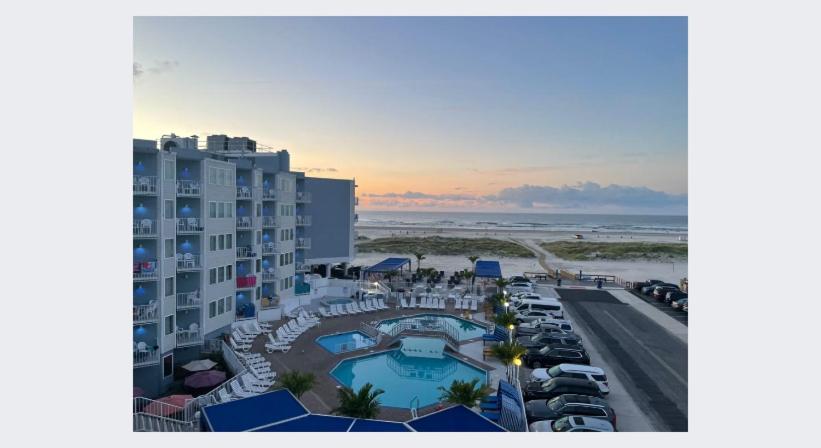 El Coronado Resort — photo 10