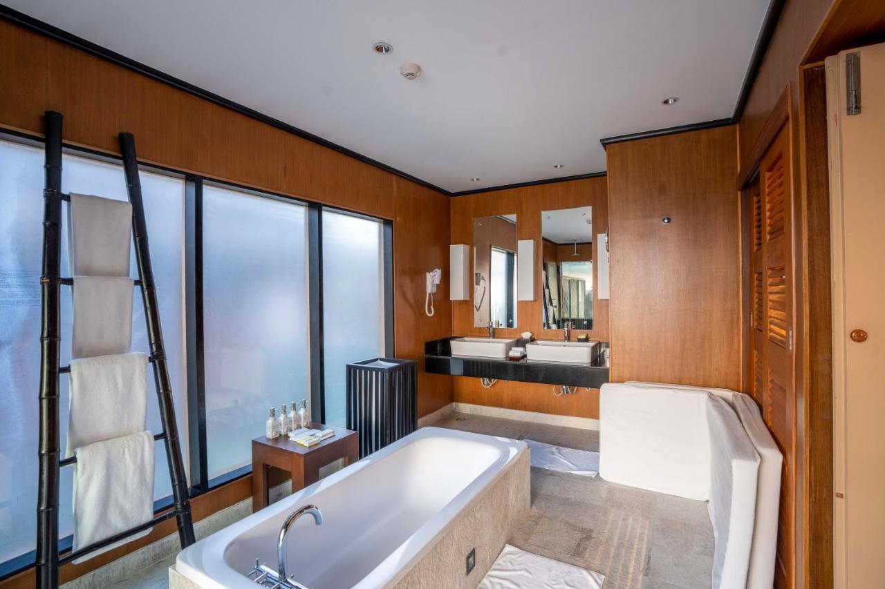 Adaaran Select Huduran Fushi - Free Dine around Premium All Inclusive 24 hours - 45 mins by Speedboat - 2