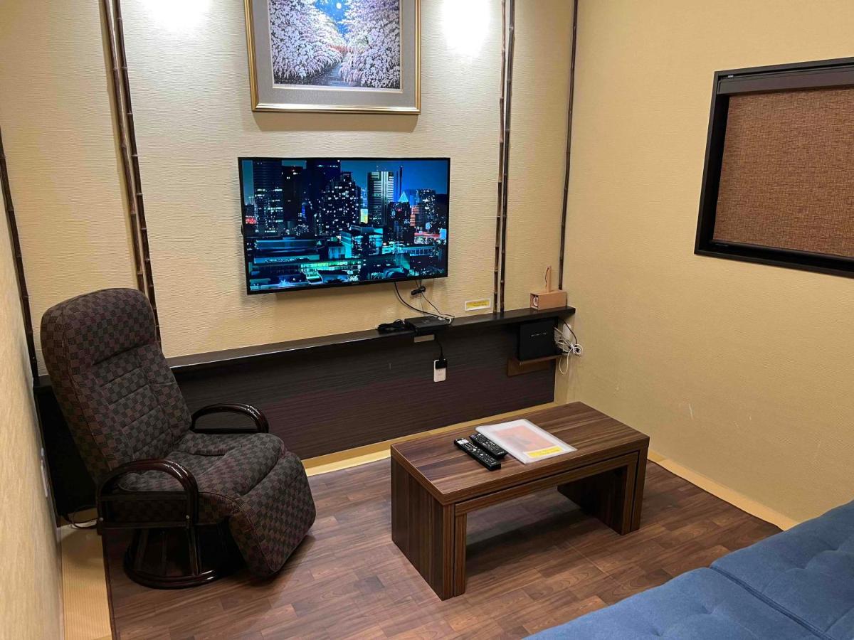 Japanese Modern House in Shinagawa - 5