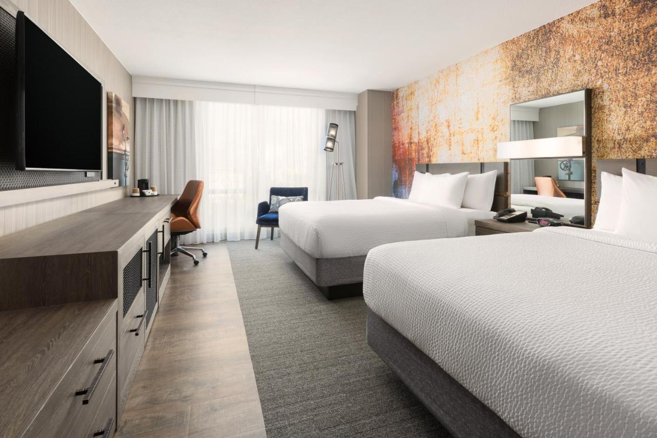 Courtyard Austin Downtown/Convention Center - 2