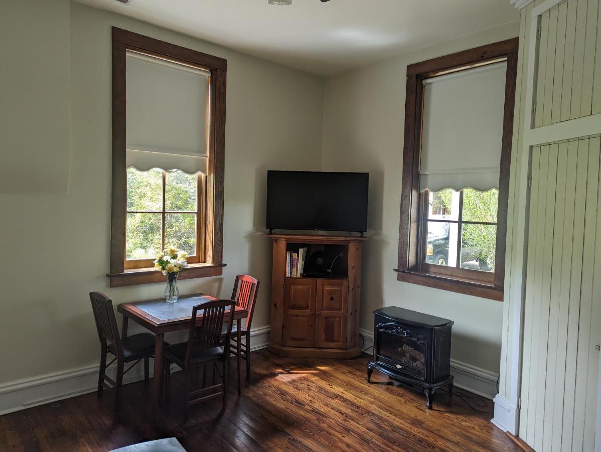 Arcadia Academy Bed & Breakfast — photo 14