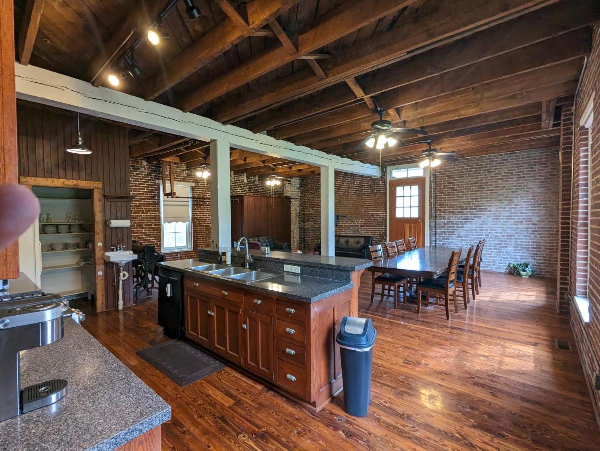 Arcadia Academy Bed & Breakfast — photo 19