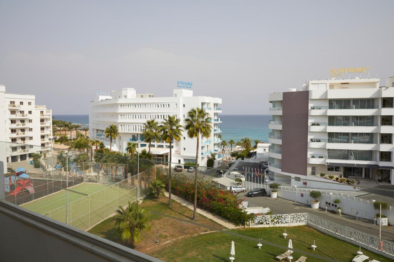 Odessa Beach Hotel photo