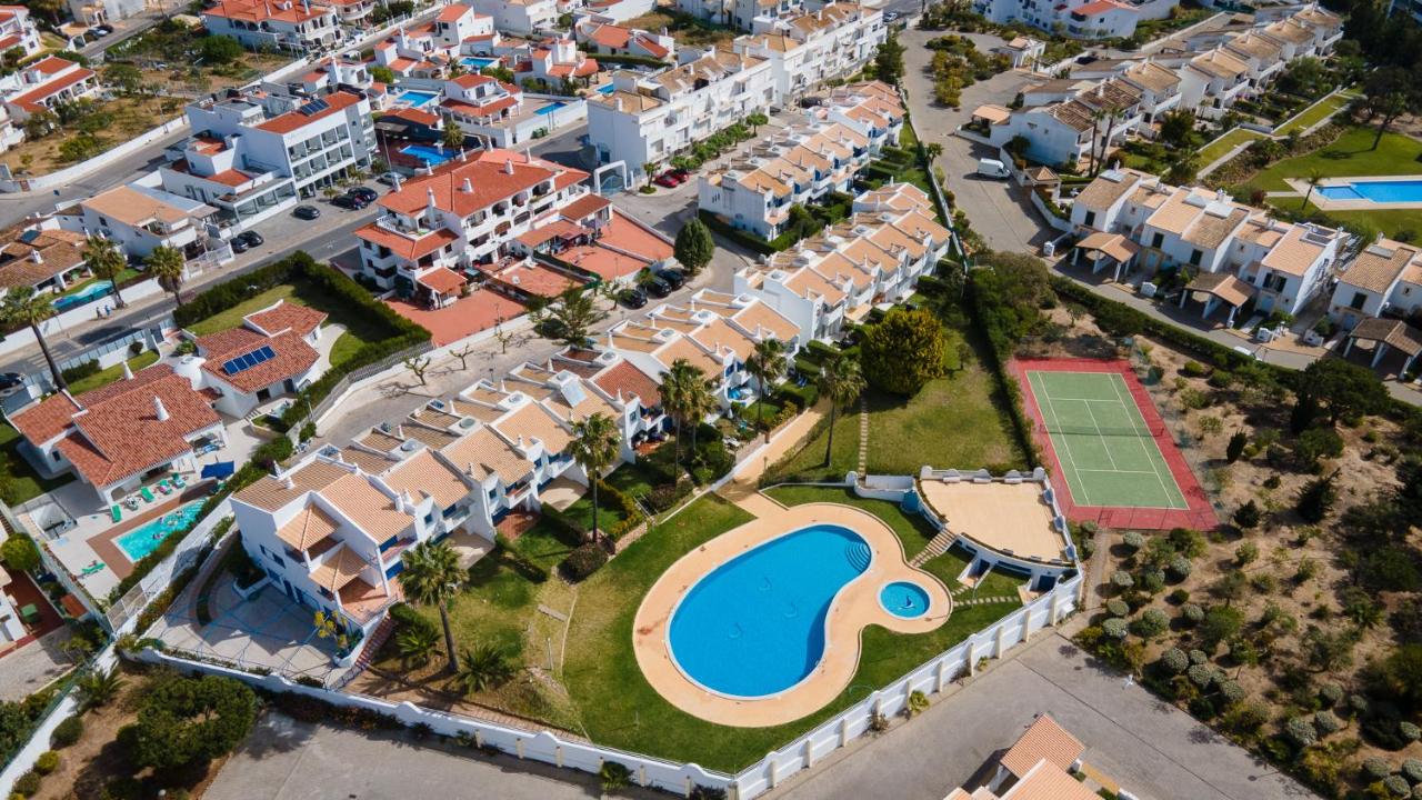 Albufeira 3BR with Pool and AC by the beach by LovelyStay - 2