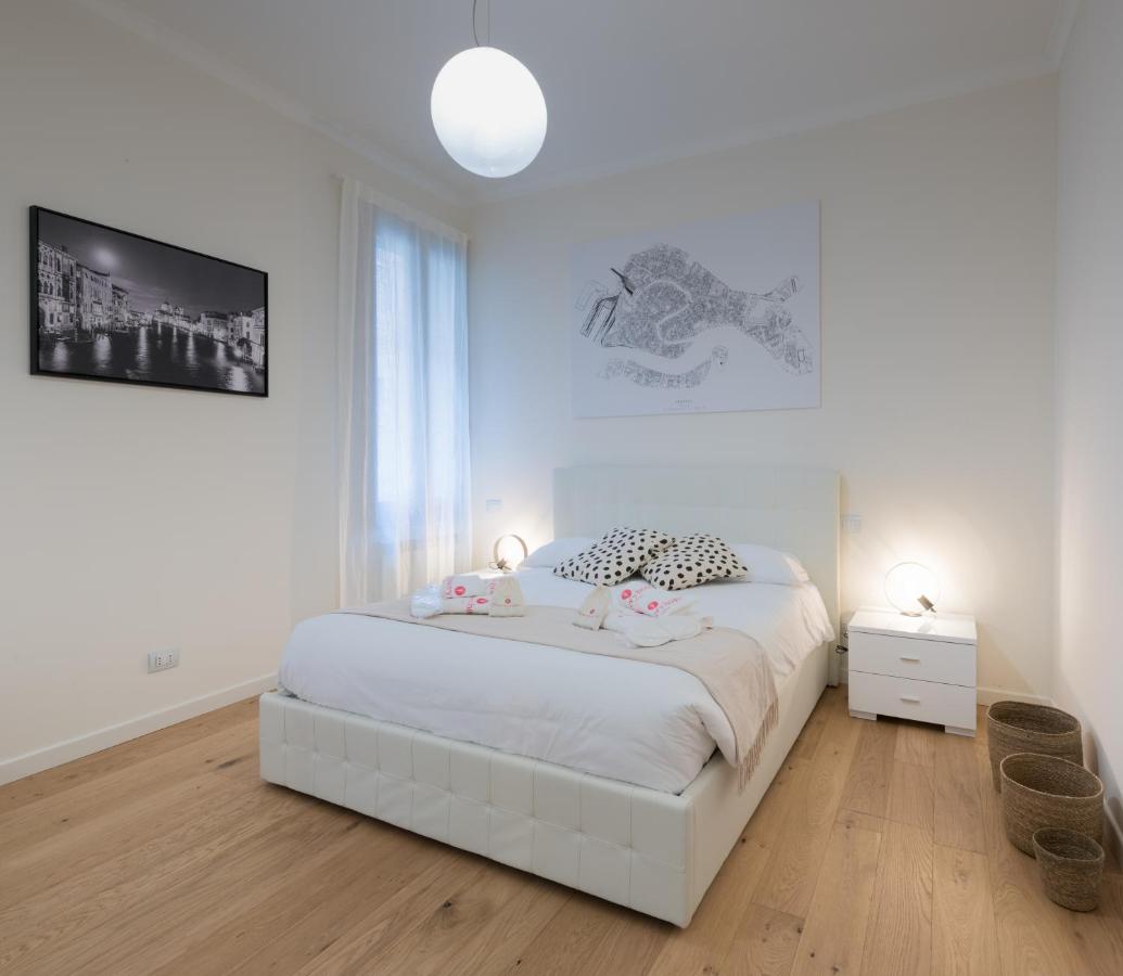 Flowery House Venice - 3