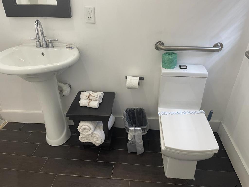 Vive Zen Queen Room - 5