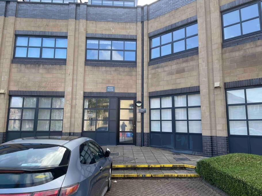 2 Bed city centre flat - 4