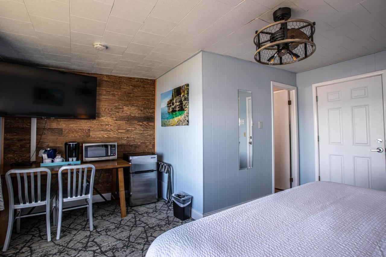 Cedar Beach Inn — photo 22