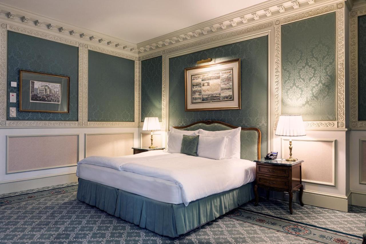 Grand Hotel Wien photo