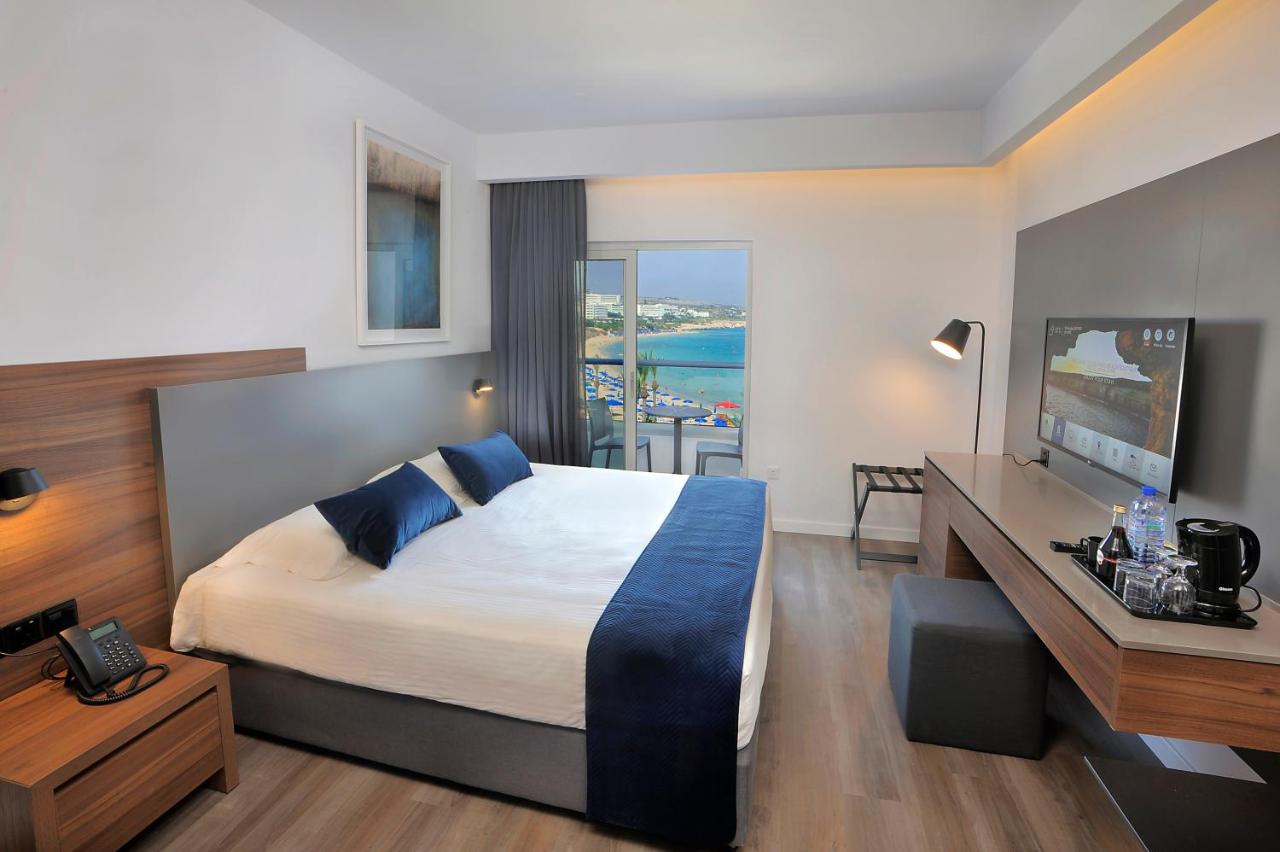 Okeanos Beach Boutique Hotel photo