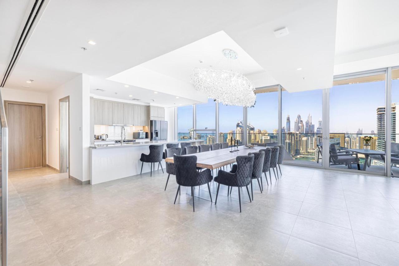 Daniels Marina View 4BR Duplex in Stella Maris