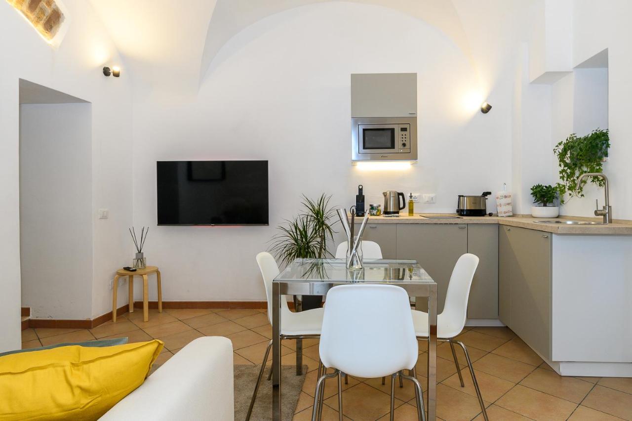 Cozy & Central with Private Entrance by NDP rent - 2