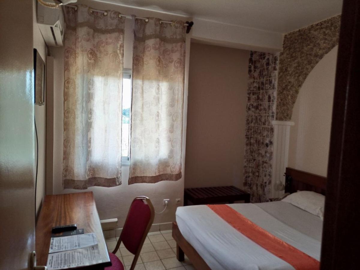 HOTEL JOUVENCE 2000 photo