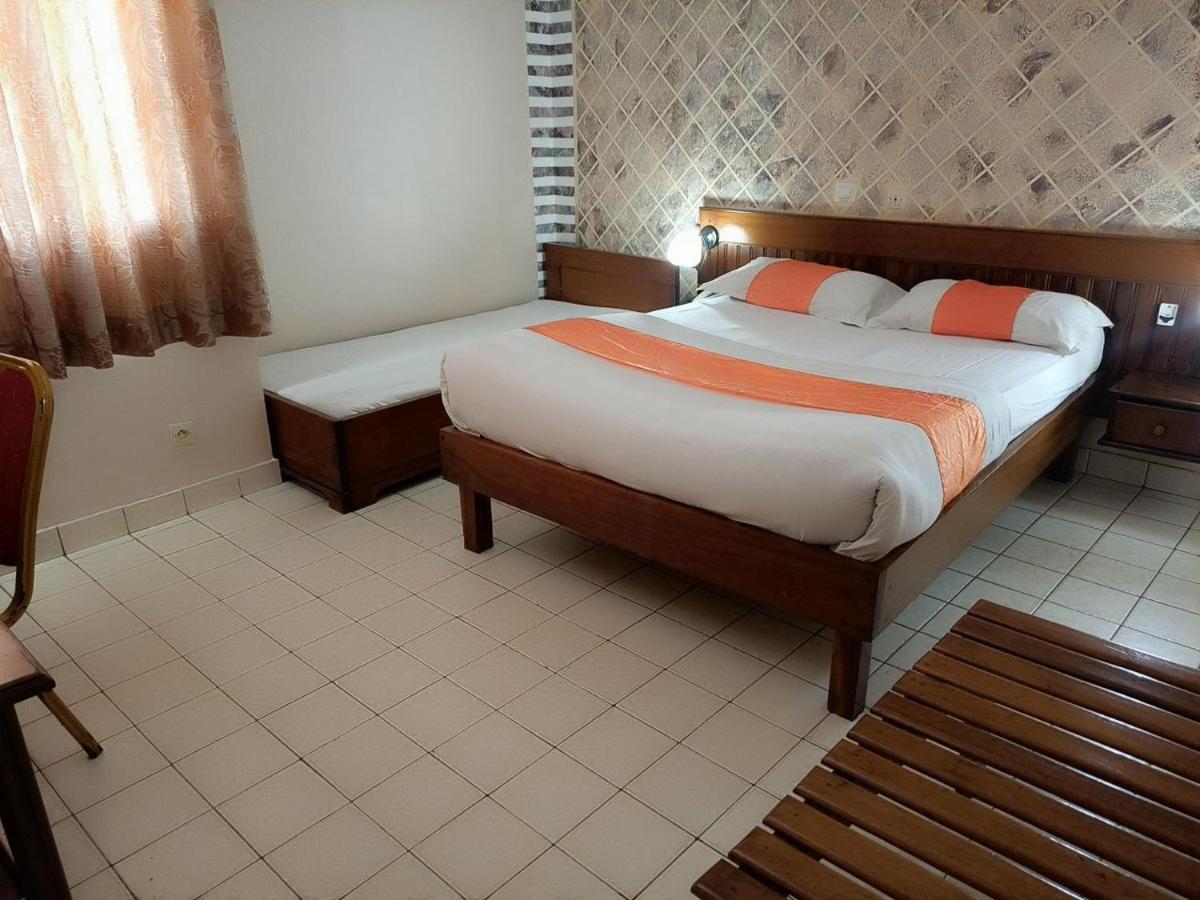 HOTEL JOUVENCE 2000 photo