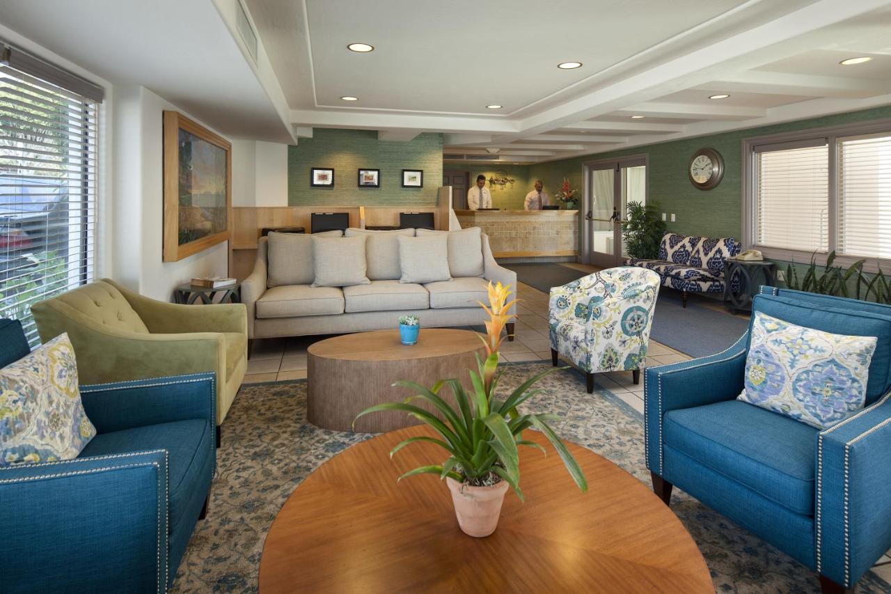 Holiday Lodge Motel — photo 14