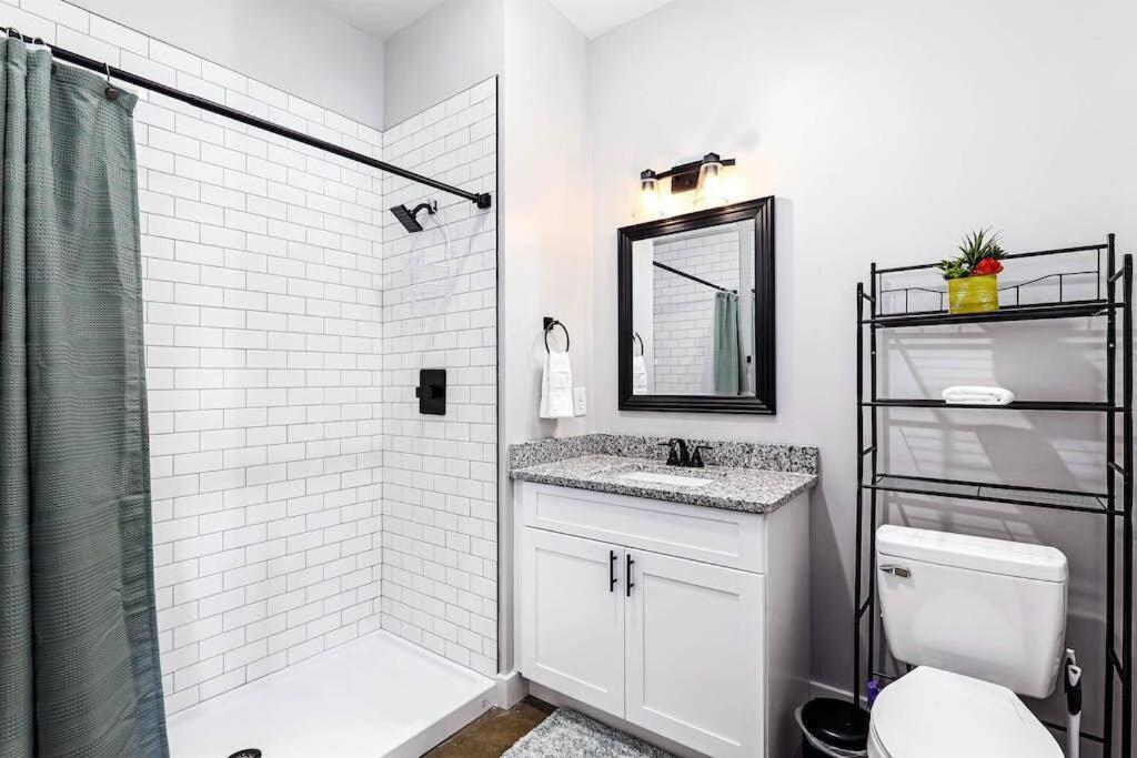 Brand New Condo near downtown Nash w washer dryer - 2