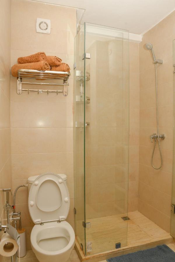 Stylish Apartment with a pool in the Center of Marrakesh - 3