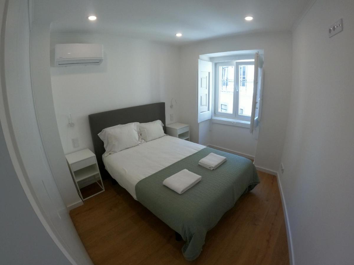 Lisbon, renovated T2 apartment near Rossio - 2