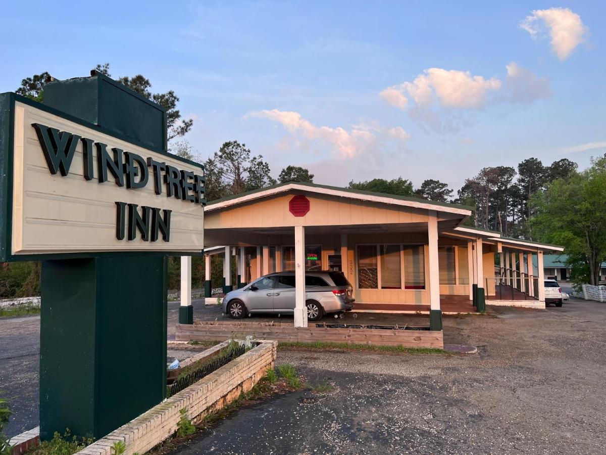 Windtree Inn — photo 10