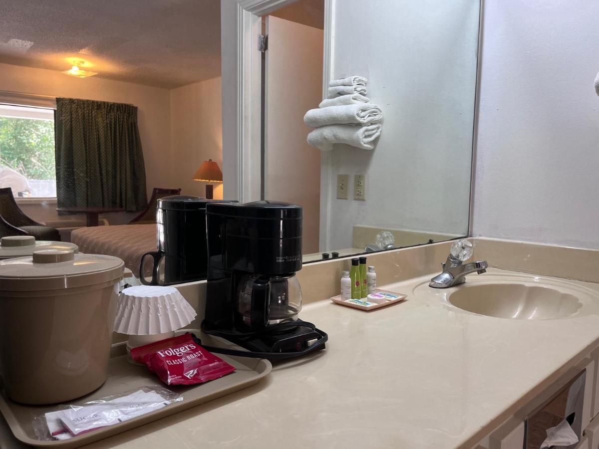 Windtree Inn — photo 8