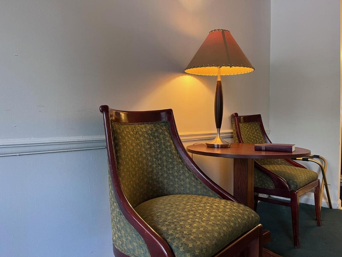 Windtree Inn — photo 18